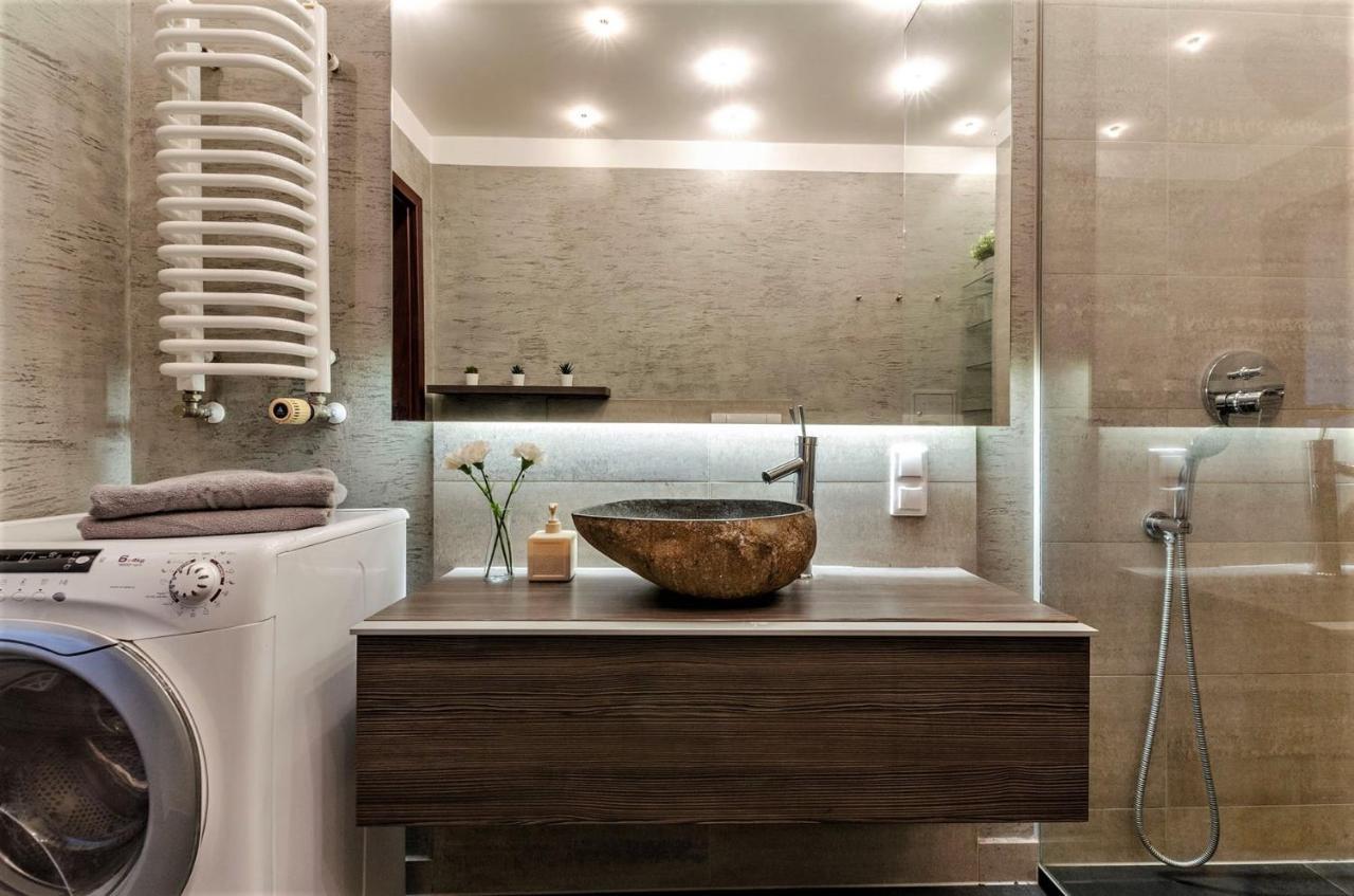 Lupoapartments Krolewska Penthouse Mandoria Parking Dostep Na Kod 우치 외부 사진