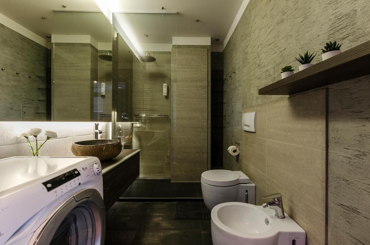 Lupoapartments Krolewska Penthouse Mandoria Parking Dostep Na Kod 우치 외부 사진